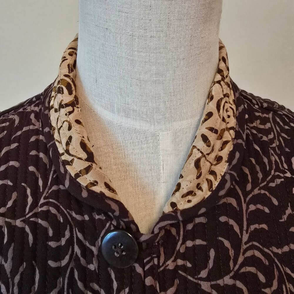 Reversible Quilted Jacket in Cream & Brown - Picture 5 of 16
